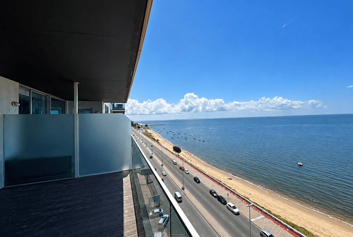 Apartamento TP4 de Luxo no Condomínio Zen – Avenida Marginal