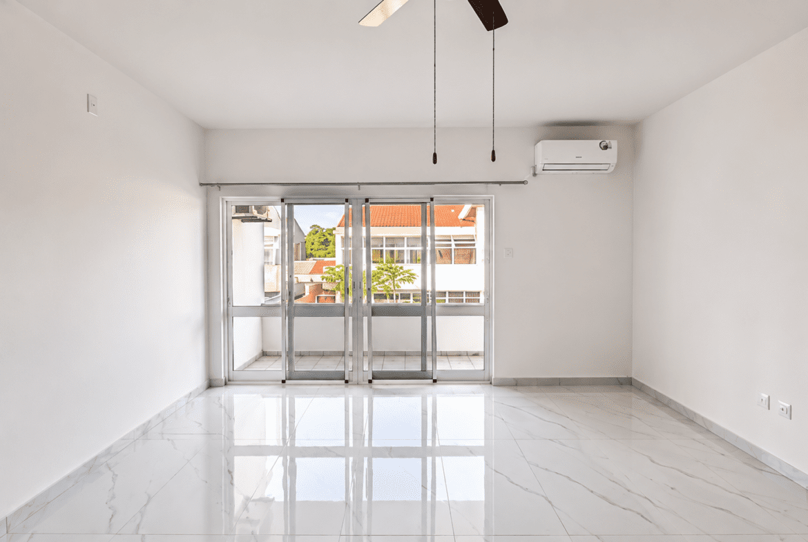 Moradia T4 de Luxo no Condomínio Aisha Garden – Triunfo