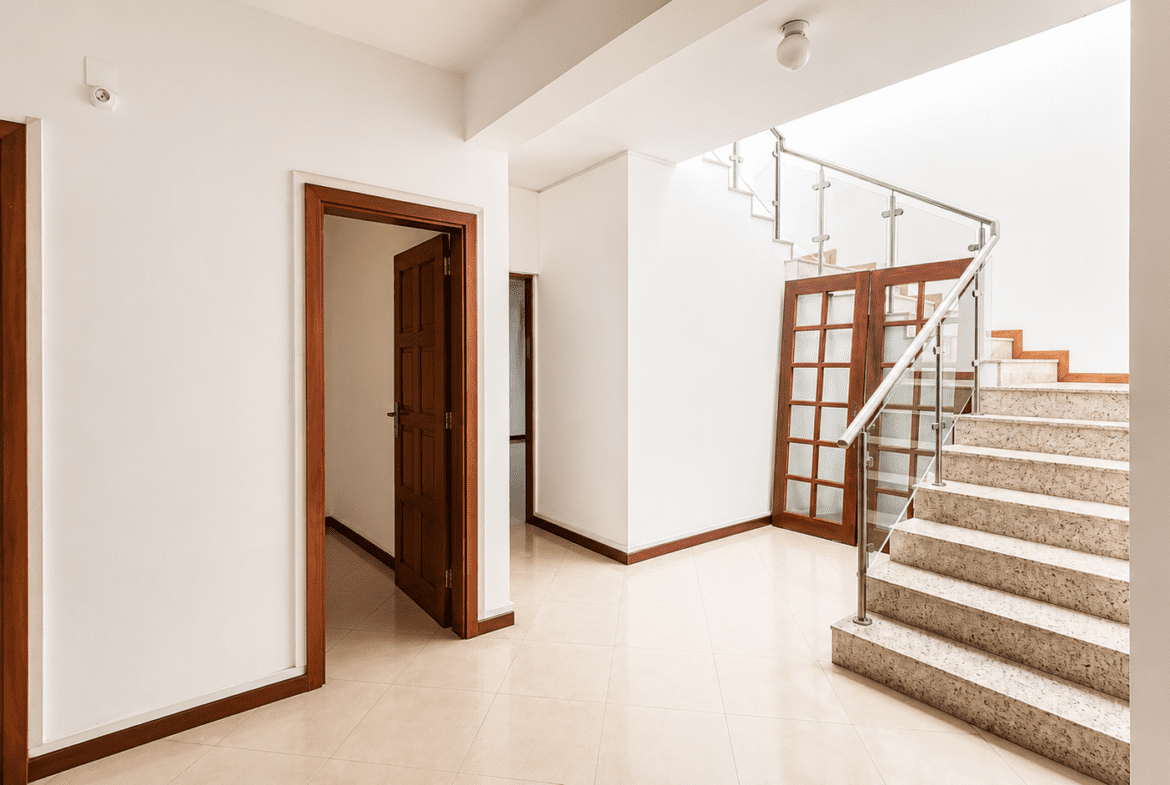 Moradia T4 de Luxo no Condomínio Aisha Garden – Triunfo