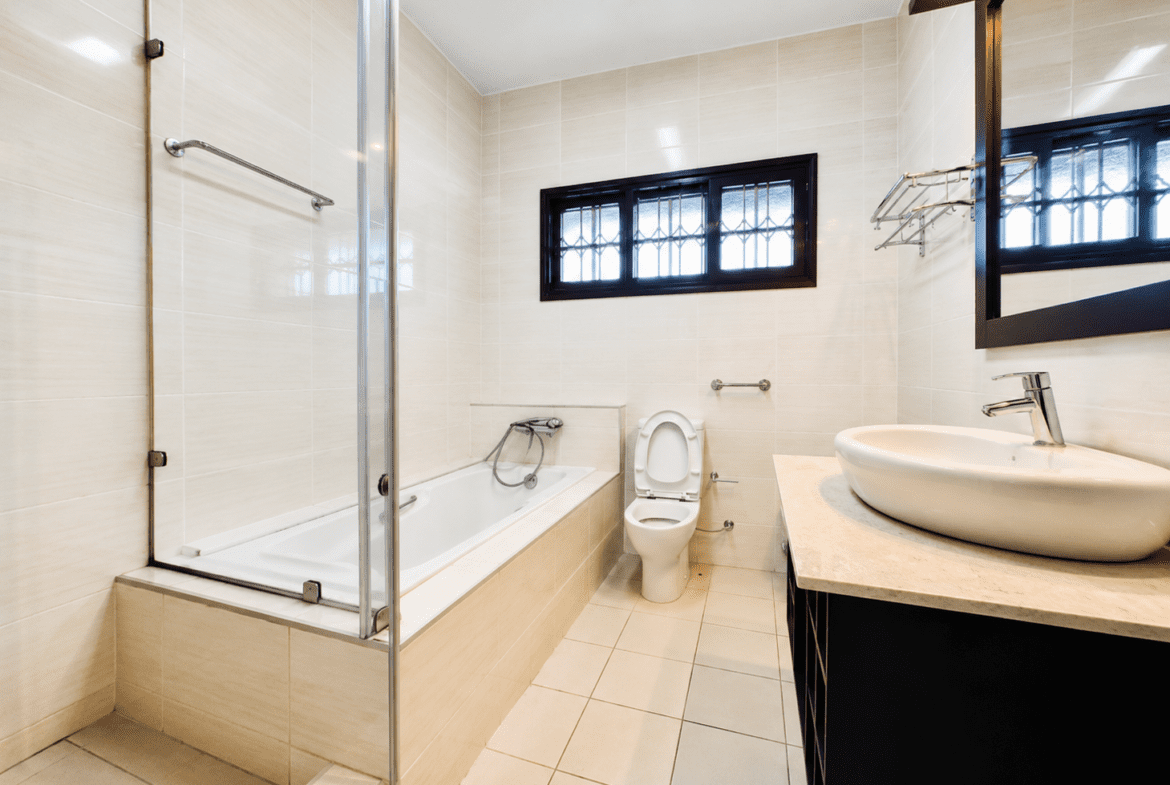Moradia T3 com Piscina em Sommerschield II | Residência ou Escritório de Prestígio em Maputo