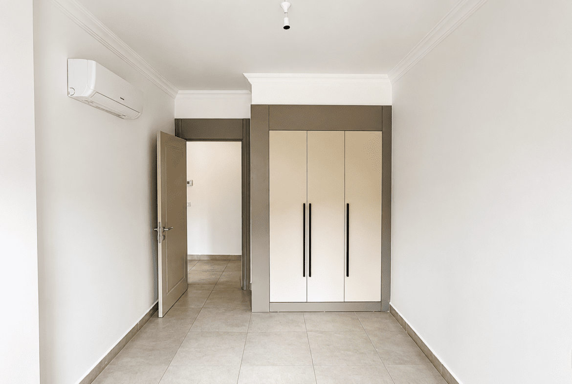 Apartamento T3 Novo com 155 m² | Condomínio com Piscina, Ginásio e Elevador