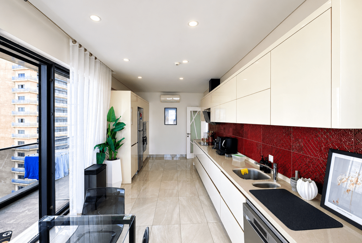 Apartamento TP3 Mobilado no Condomínio Toprak