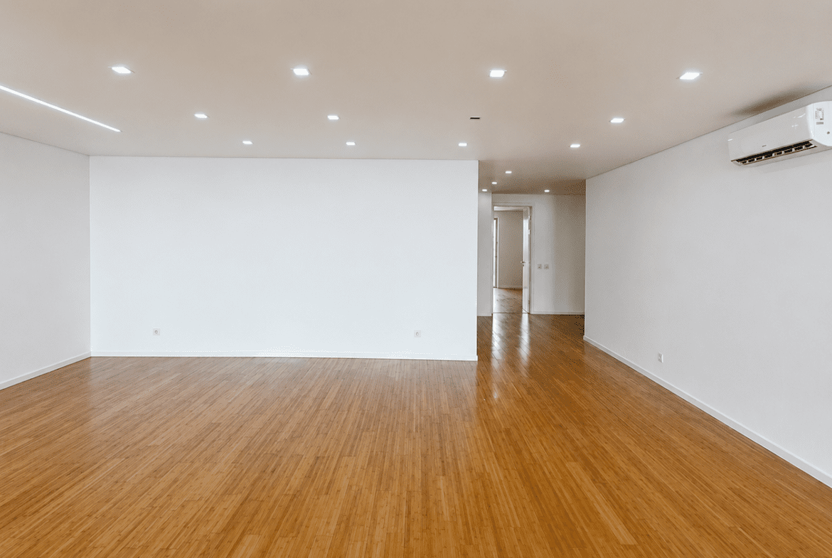 Apartamento TP4 de Luxo no Condomínio Zen – Avenida Marginal