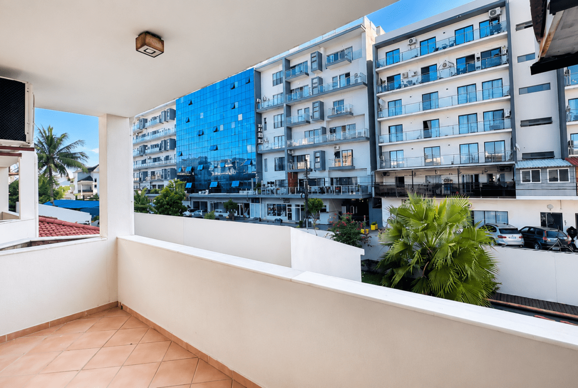 Moradia T4 de Luxo no Condomínio Aisha Garden – Triunfo