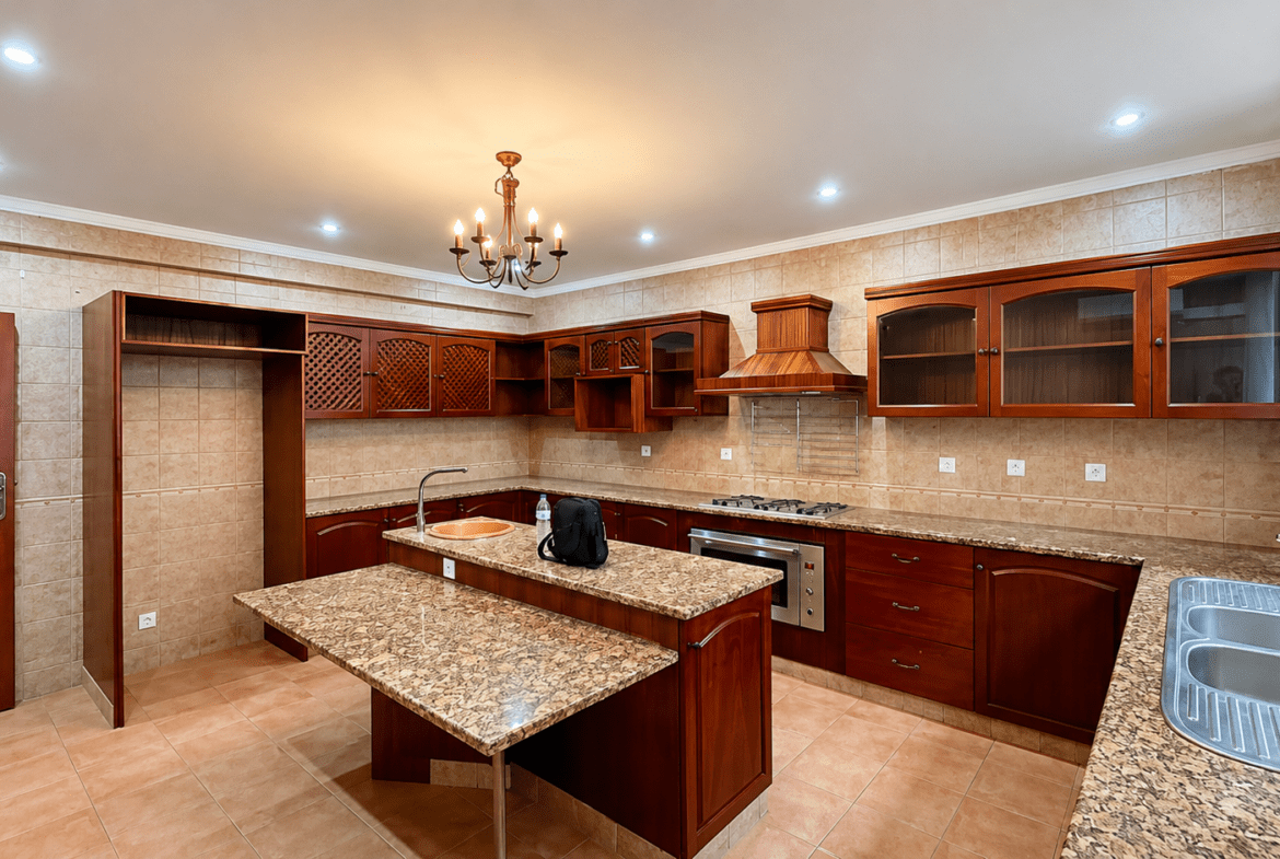 Apartamento TP4 Duplex Exclusivo em Condomínio Privado