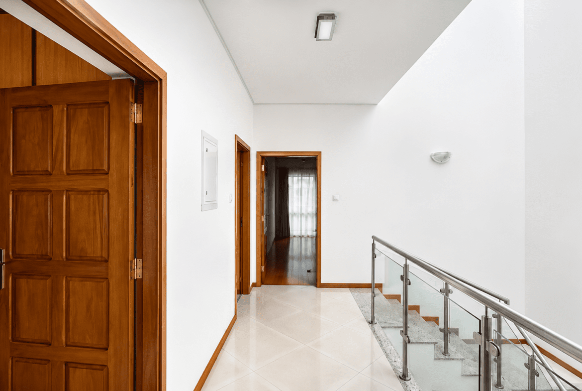 Moradia T4 de Luxo no Condomínio Aisha Garden – Triunfo