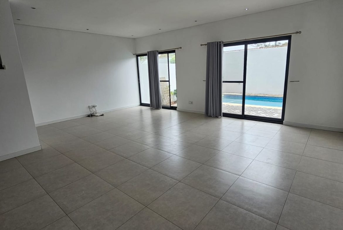 Moradia Super Luxuosa T5 na Sommerschield II