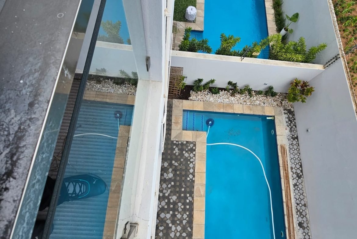 Moradia Super Luxuosa T5 na Sommerschield II