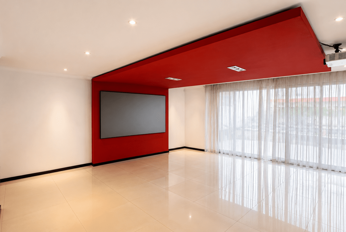 Moradia T4 de Luxo à Venda no Tchumene | Piscina, Smart House e Anexo T2