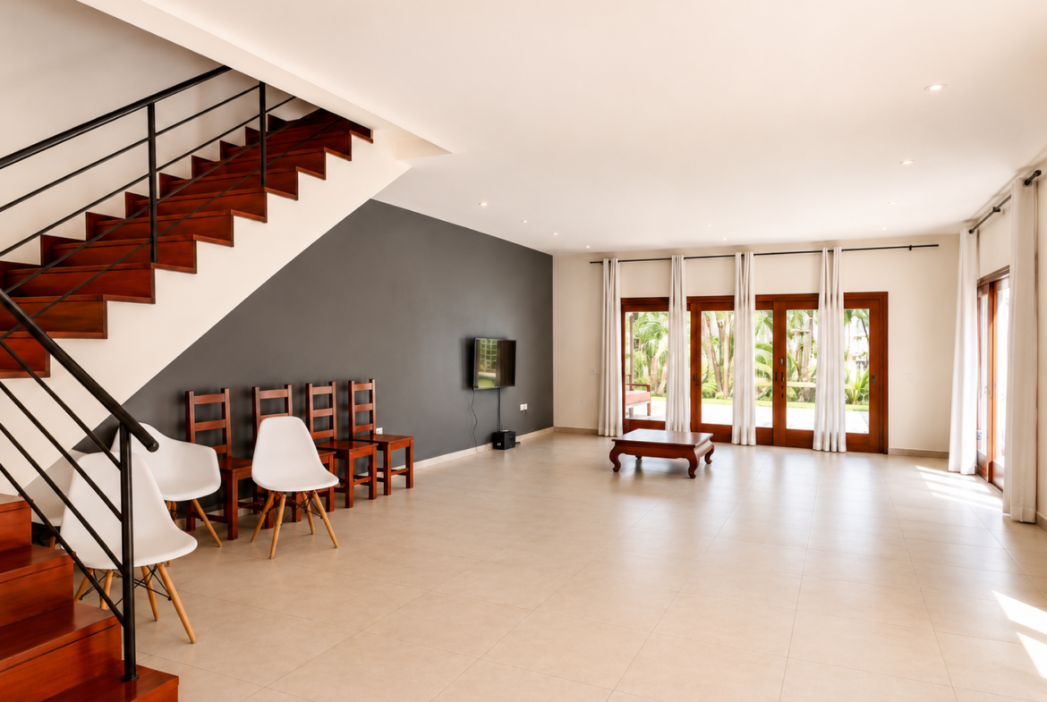 Moradia T3 com Piscina para Arrendamento em Triunfo