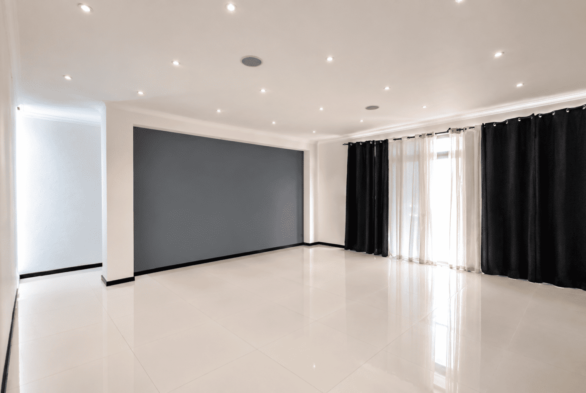 Moradia T4 de Luxo à Venda no Tchumene | Piscina, Smart House e Anexo T2