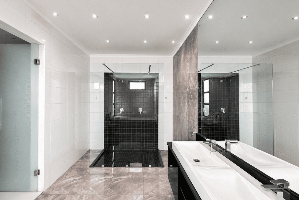 Moradia T4 de Luxo à Venda no Tchumene | Piscina, Smart House e Anexo T2