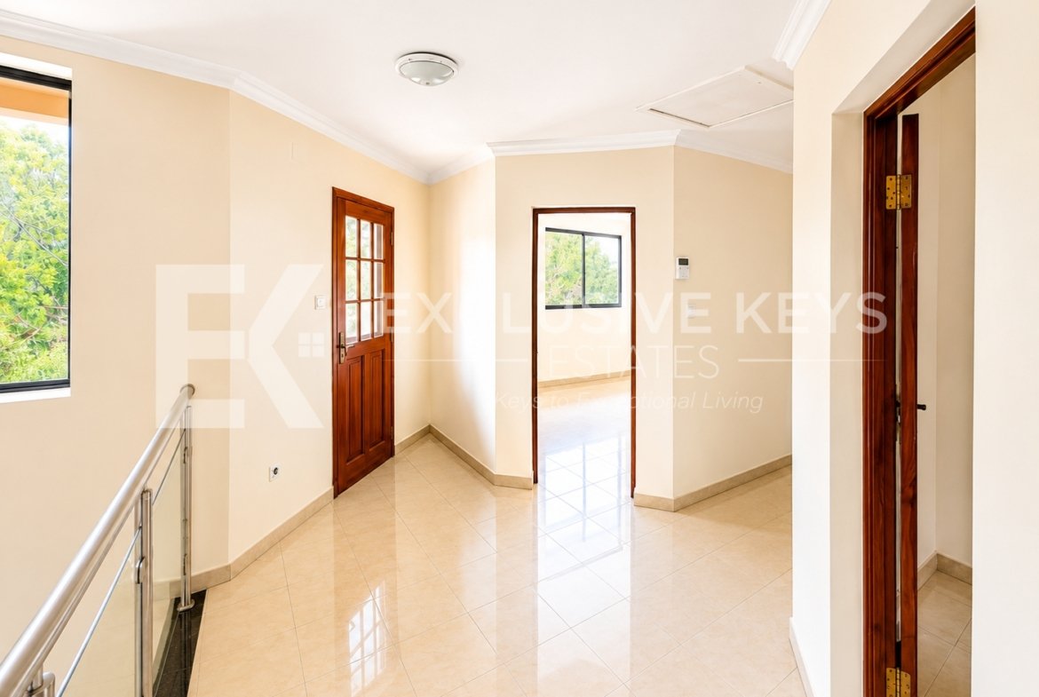 Moradia TP3 à Venda no Condomínio Adil, Triunfo – Maputo | 18.000.000 MZN