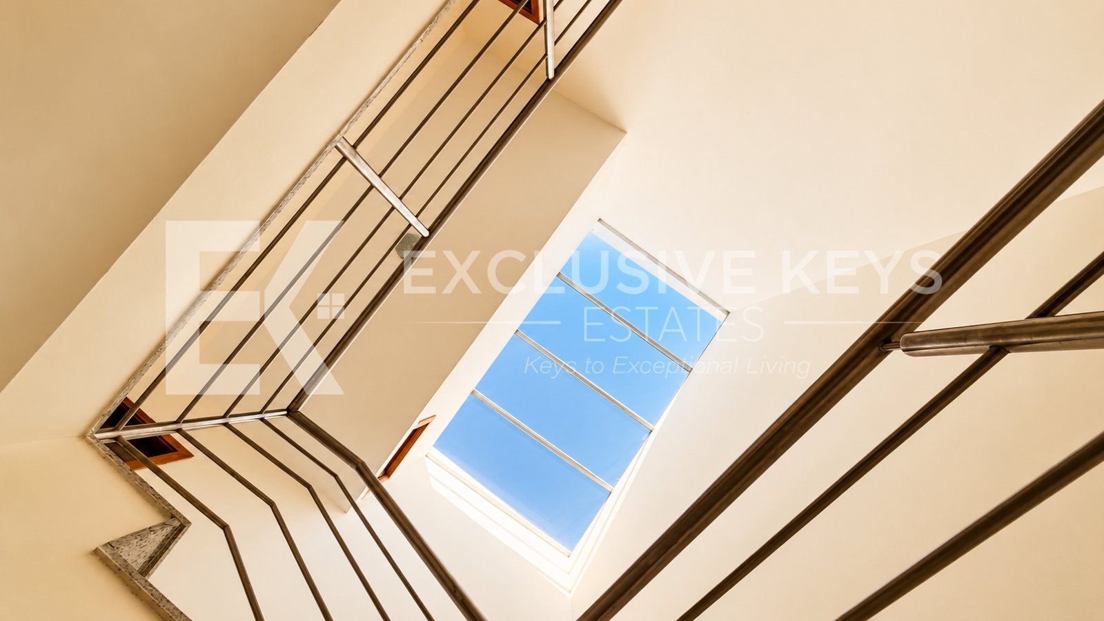 4-Bedroom House for Sale | Aisha Garden Condominium | MaputoPrice: MZN 24,000,000