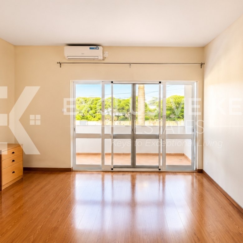 Moradia T4 à Venda | Condomínio Aisha Garden | Maputo Preço: 24.000.000 MZN