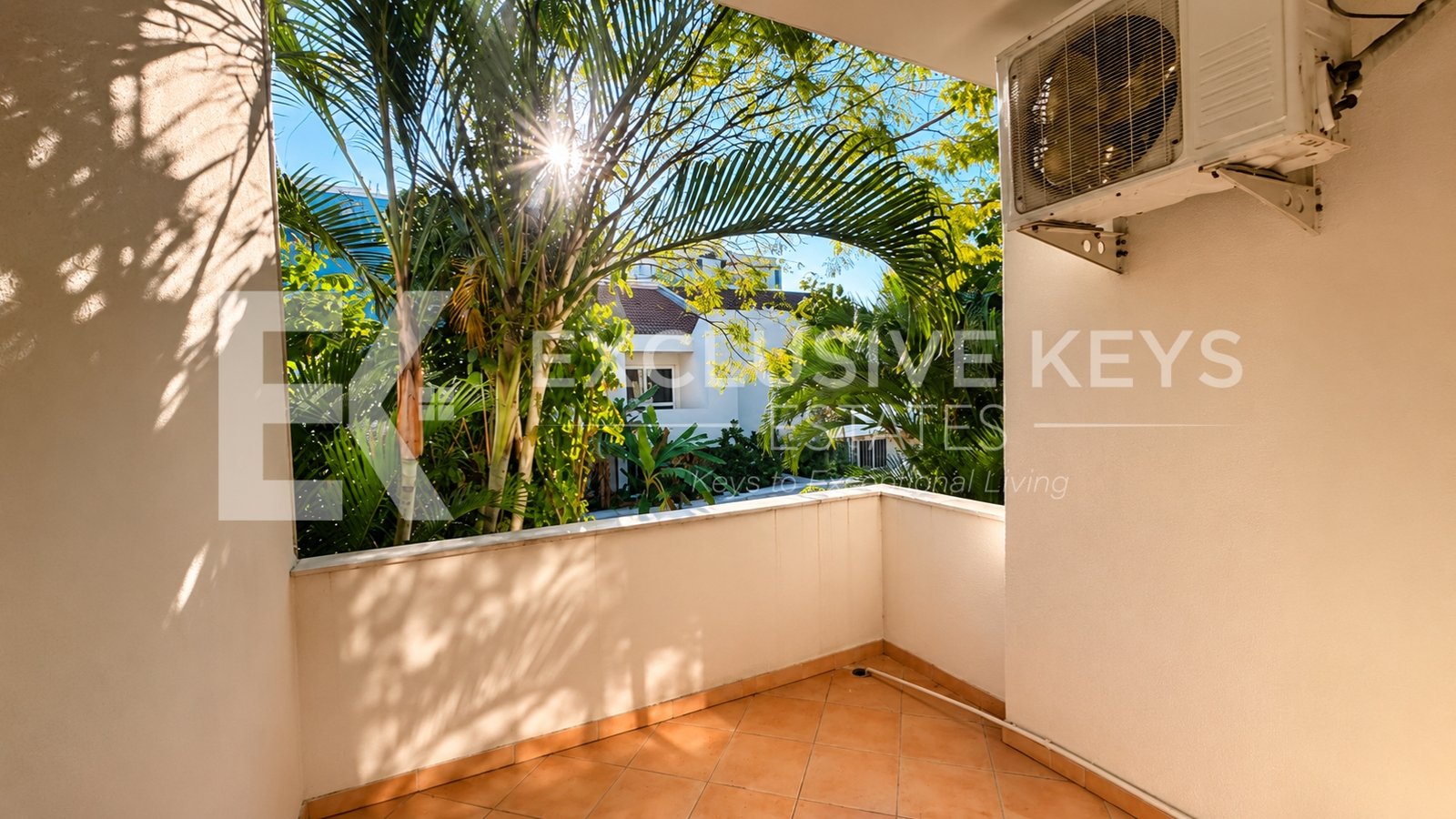 4-Bedroom House for Sale | Aisha Garden Condominium | MaputoPrice: MZN 24,000,000