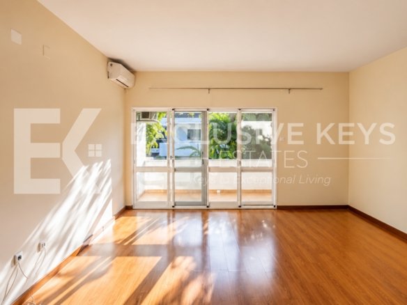 Moradia T4 à Venda | Condomínio Aisha Garden | Maputo Preço: 24.000.000 MZN