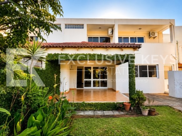 Moradia T4 à Venda | Condomínio Aisha Garden | Maputo Preço: 24.000.000 MZN