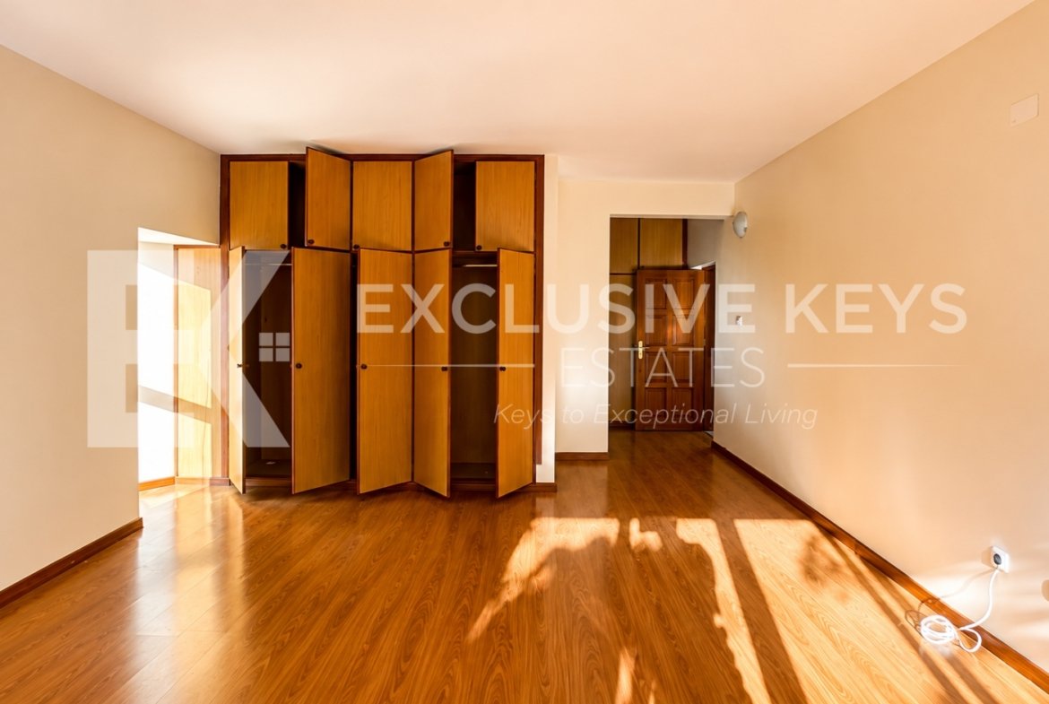 Moradia T4 à Venda | Condomínio Aisha Garden | Maputo Preço: 24.000.000 MZN