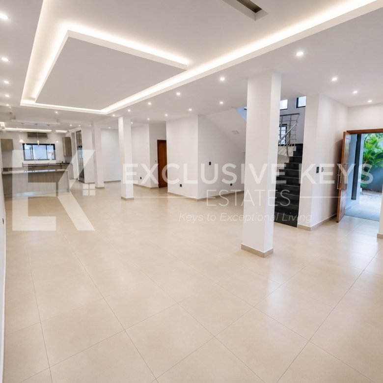Moradia T6+1 de Luxo à Venda | Triunfo NovoPreço: 38.000.000 MZN