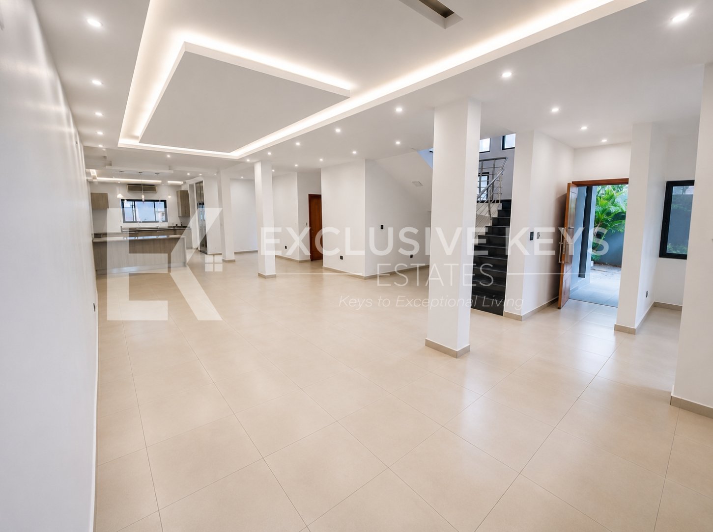 Moradia T6+1 de Luxo à Venda | Triunfo NovoPreço: 38.000.000 MZN