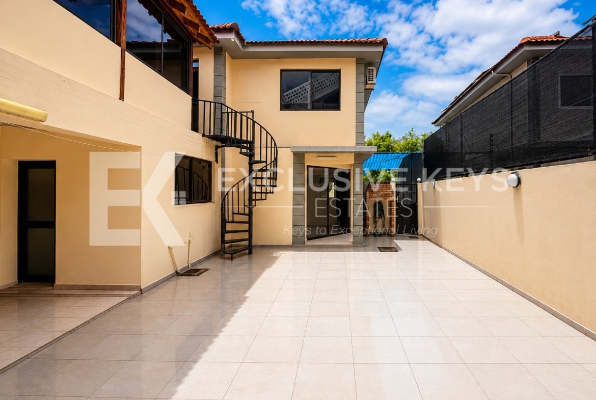 Moradia TP3 à Venda no Condomínio Adil, Triunfo – Maputo | 18.000.000 MZN