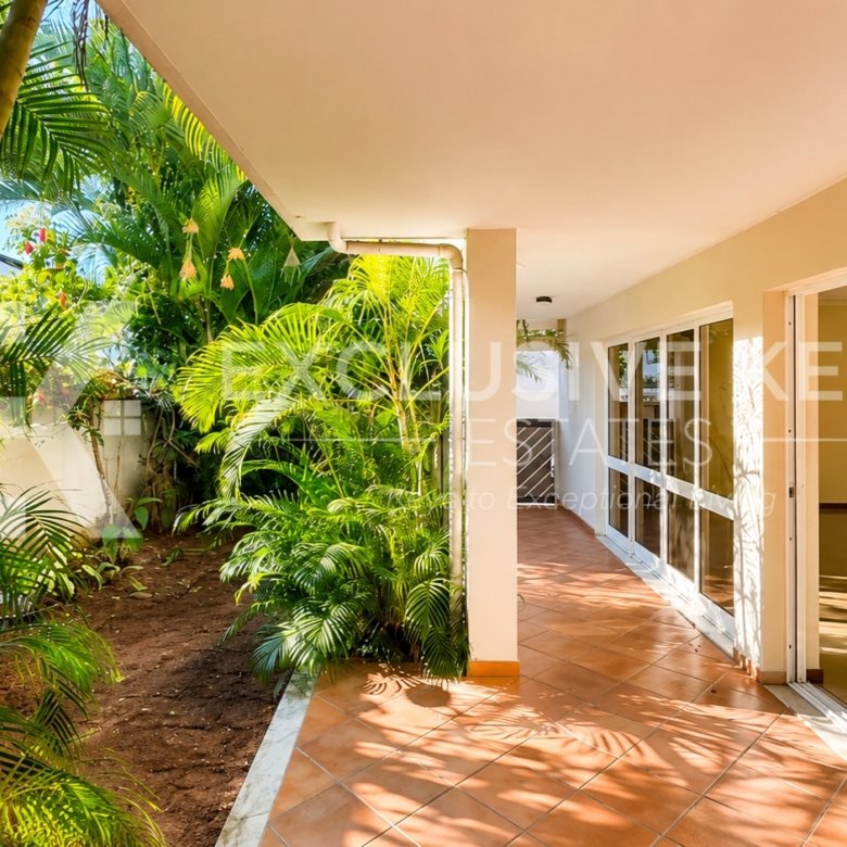 Moradia T4 à Venda | Condomínio Aisha Garden | Maputo Preço: 24.000.000 MZN