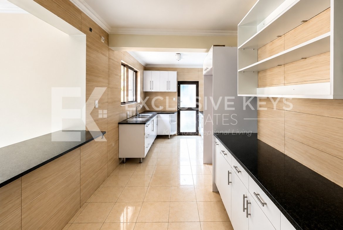Moradia TP3 à Venda no Condomínio Adil, Triunfo – Maputo | 18.000.000 MZN