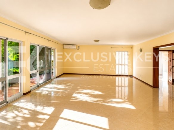 Moradia T4 à Venda | Condomínio Aisha Garden | Maputo Preço: 24.000.000 MZN