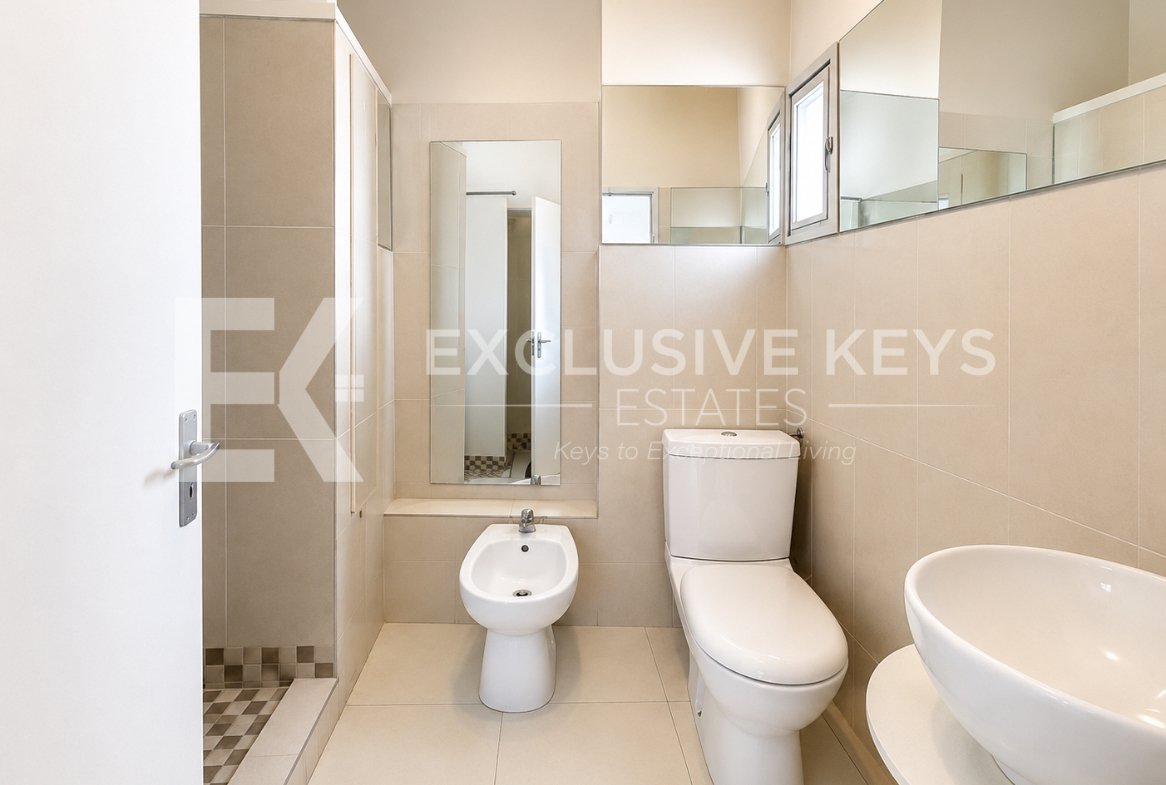 Apartamento T4 à Venda | Avenida Eduardo Mondlane, Maputo Preço: 14.000.000 MZN
