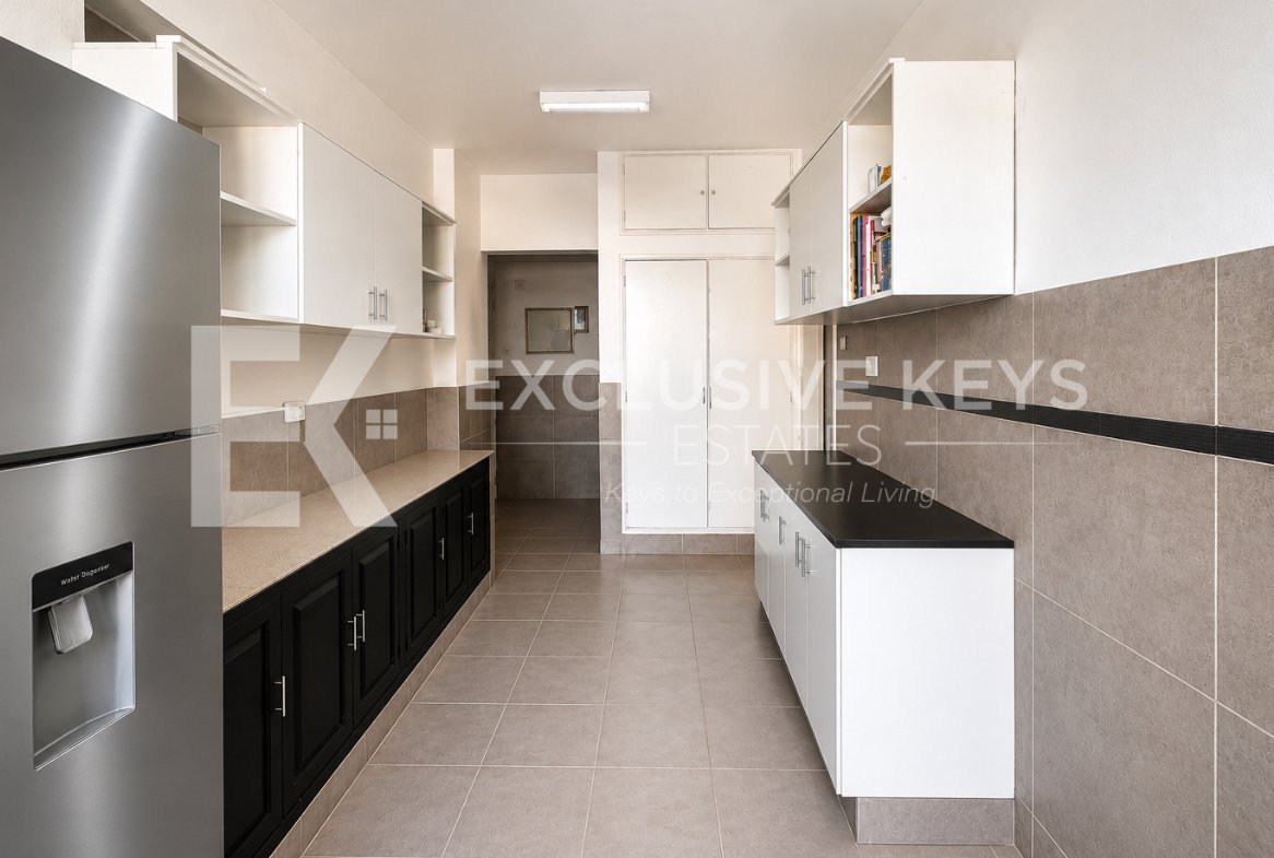 Apartamento T4 à Venda | Avenida Eduardo Mondlane, Maputo Preço: 14.000.000 MZN