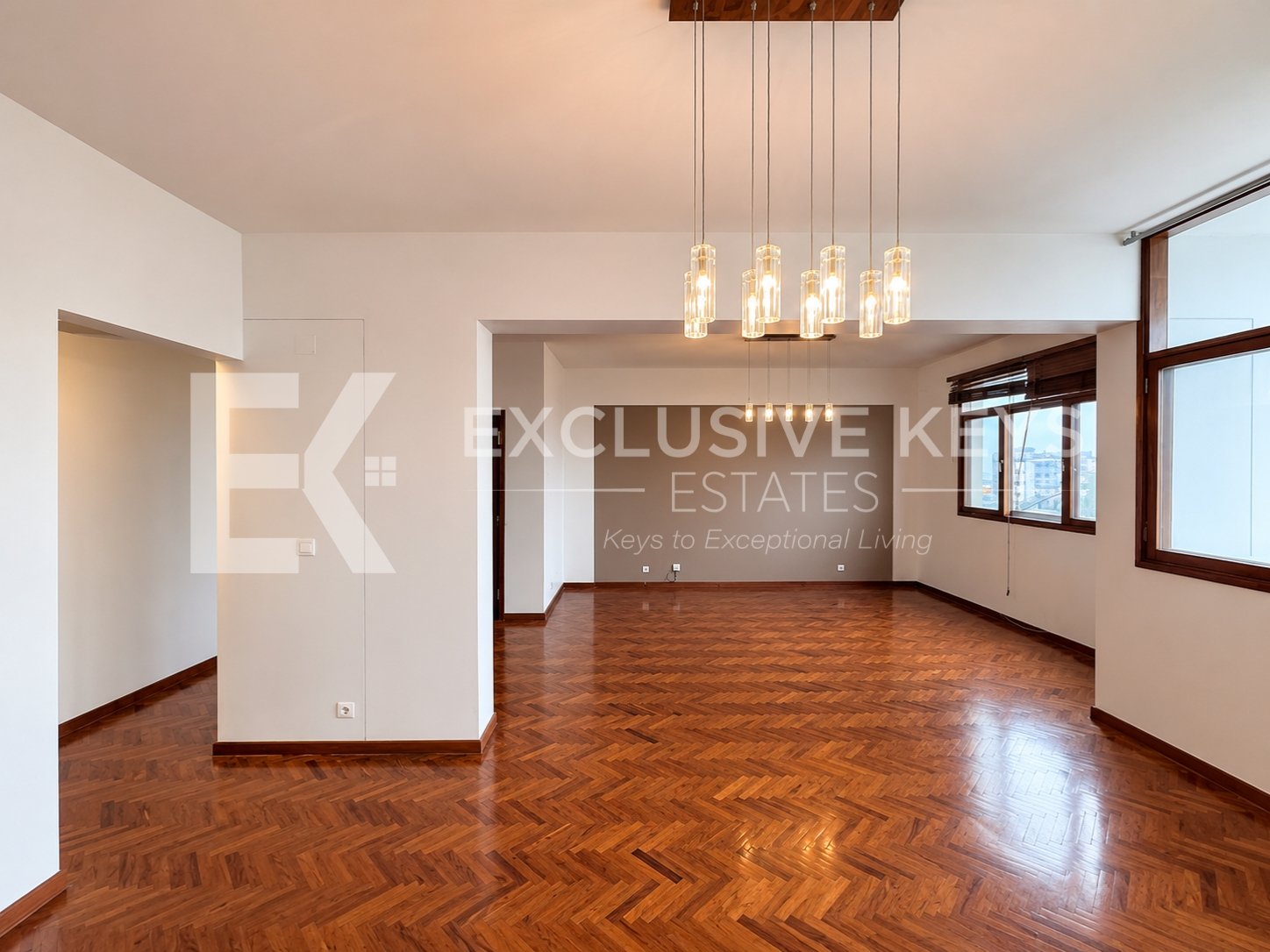 Apartamento T3 para Arrendamento na Avenida Agostinho Neto | 2 Suítes | Polana, Maputo