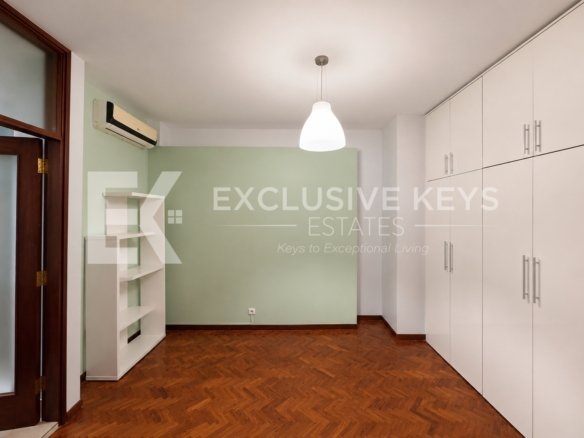 Apartamento T3 para Arrendamento na Avenida Agostinho Neto | 2 Suítes | Polana, Maputo