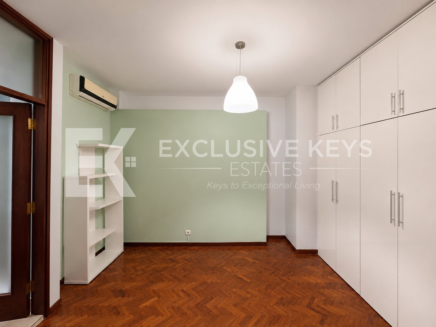 Apartamento T3 para Arrendamento na Avenida Agostinho Neto | 2 Suítes | Polana, Maputo
