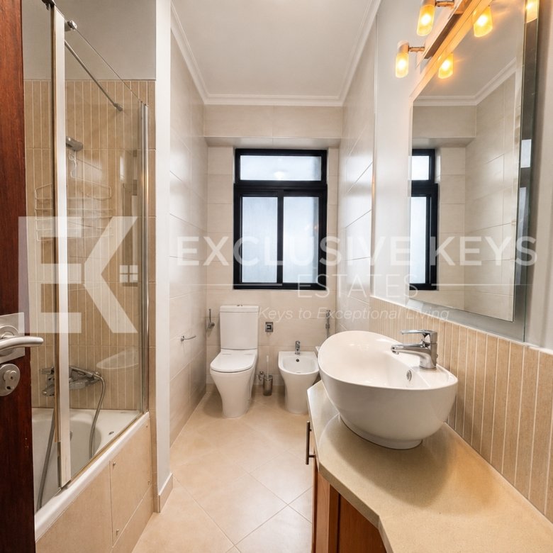 Apartamento T3 para Arrendamento na Avenida Agostinho Neto | 2 Suítes | Polana, Maputo