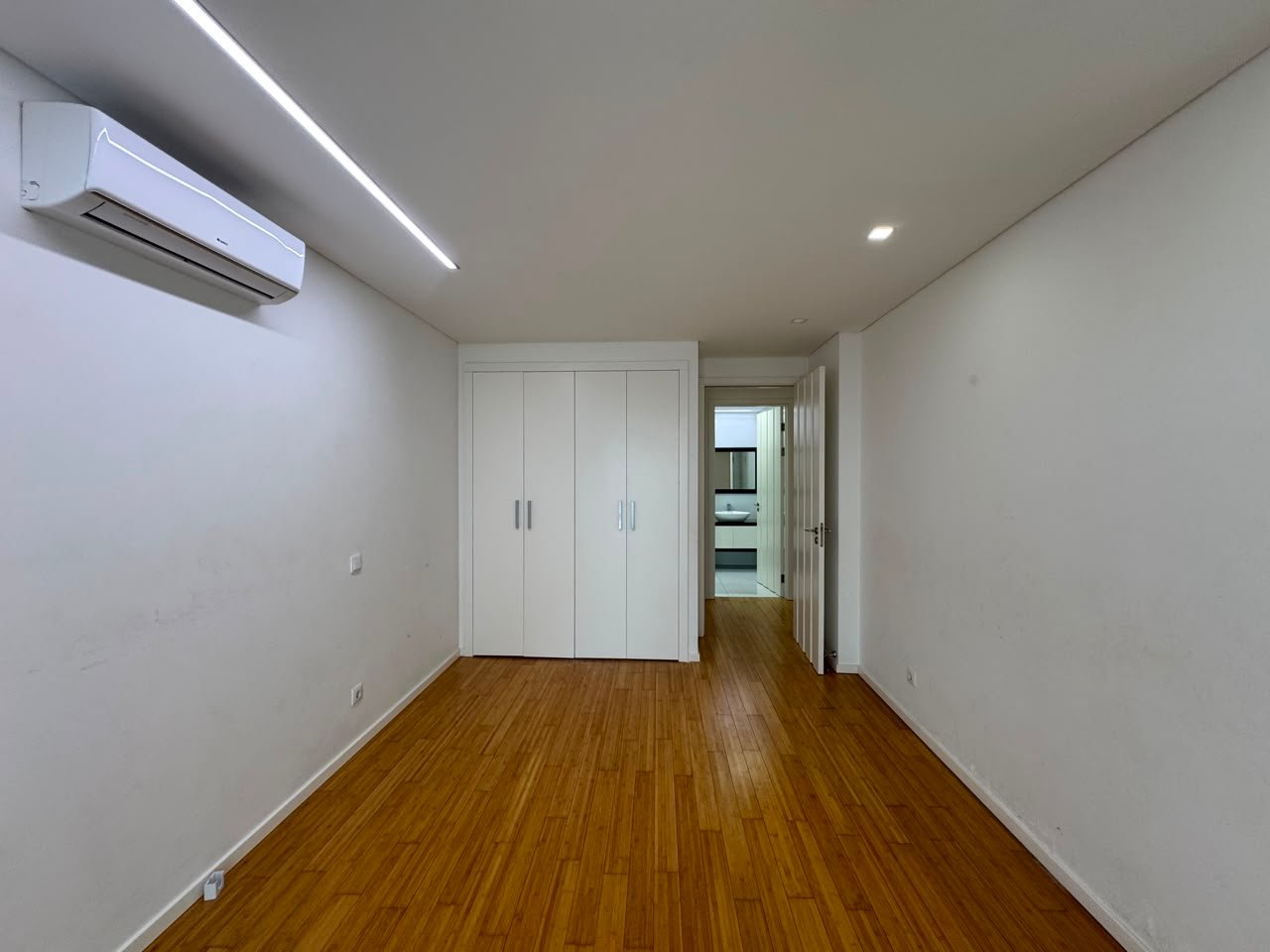 07 Zen Residence | Apartamento T4 de Luxo para Arrendamento na Avenida Marginal