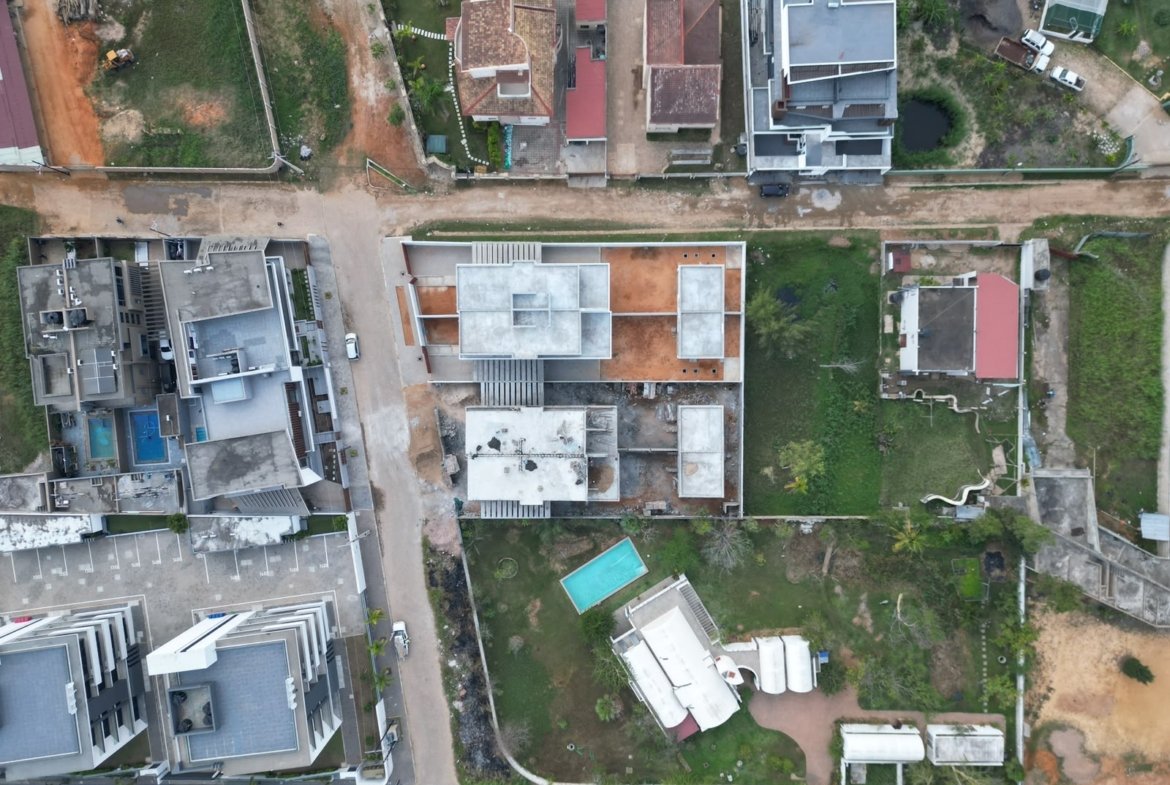 🏡 VENDE-SE MORADIA GEMINADA TP4 EM TOSCO – TRIUNFO NOVO