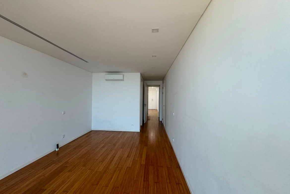 Zen Residence | Apartamento T4 de Luxo para Arrendamento na Avenida Marginal
