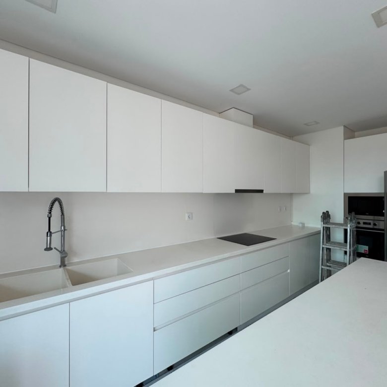 Zen Residence | Apartamento T4 de Luxo para Arrendamento na Avenida Marginal