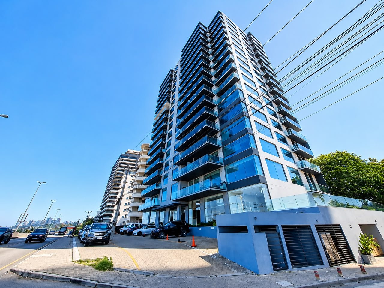 19 Zen Residence | Apartamento T4 de Luxo para Arrendamento na Avenida Marginal