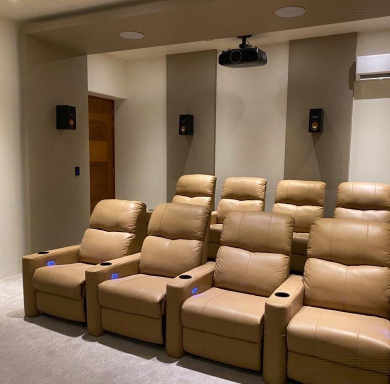 🏡 VENDE-SE MORADIA SUPER LUXUOSA | T4+ | 28.000.000 MZN