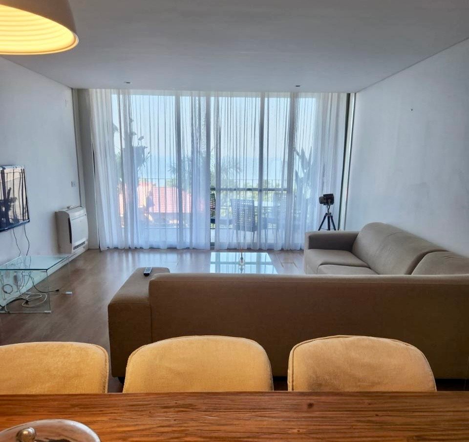SUPER LUXURIOUS 4-BEDROOM APARTMENT FOR RENT – POLANA