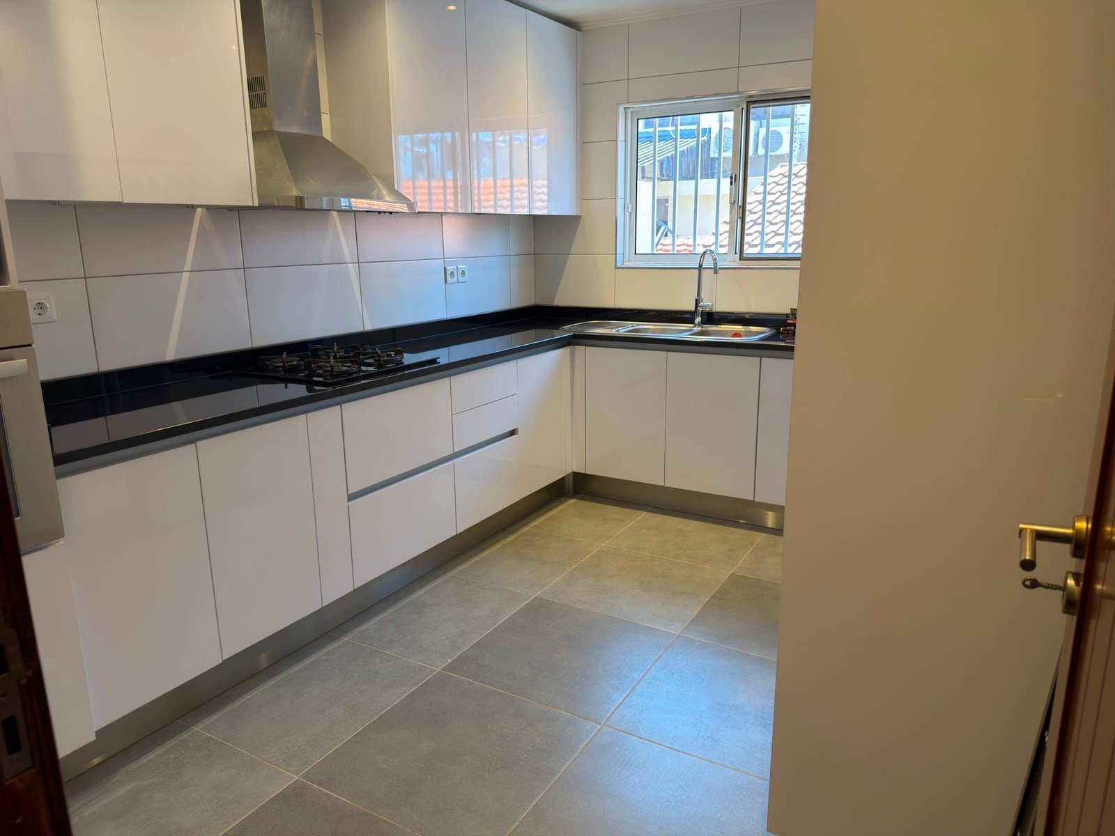 🏡 MORADIA T3 TOTALMENTE MOBILADA PARA ARRENDAMENTO