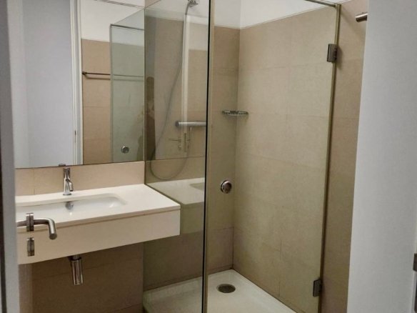 SUPER LUXURIOUS 4-BEDROOM APARTMENT FOR RENT – POLANA