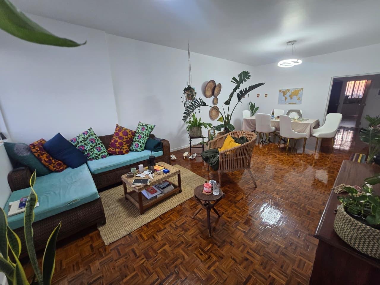 🏢 VENDE-SE APARTAMENTO TP3 COM VISTA MAR – AV. JULIUS NYERERE
