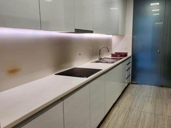 SUPER LUXURIOUS 4-BEDROOM APARTMENT FOR RENT – POLANA
