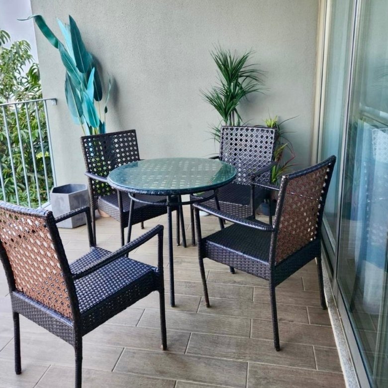 SUPER LUXURIOUS 4-BEDROOM APARTMENT FOR RENT – POLANA
