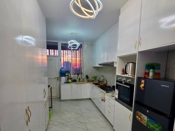 🏢 VENDE-SE APARTAMENTO TP3 COM VISTA MAR – AV. JULIUS NYERERE
