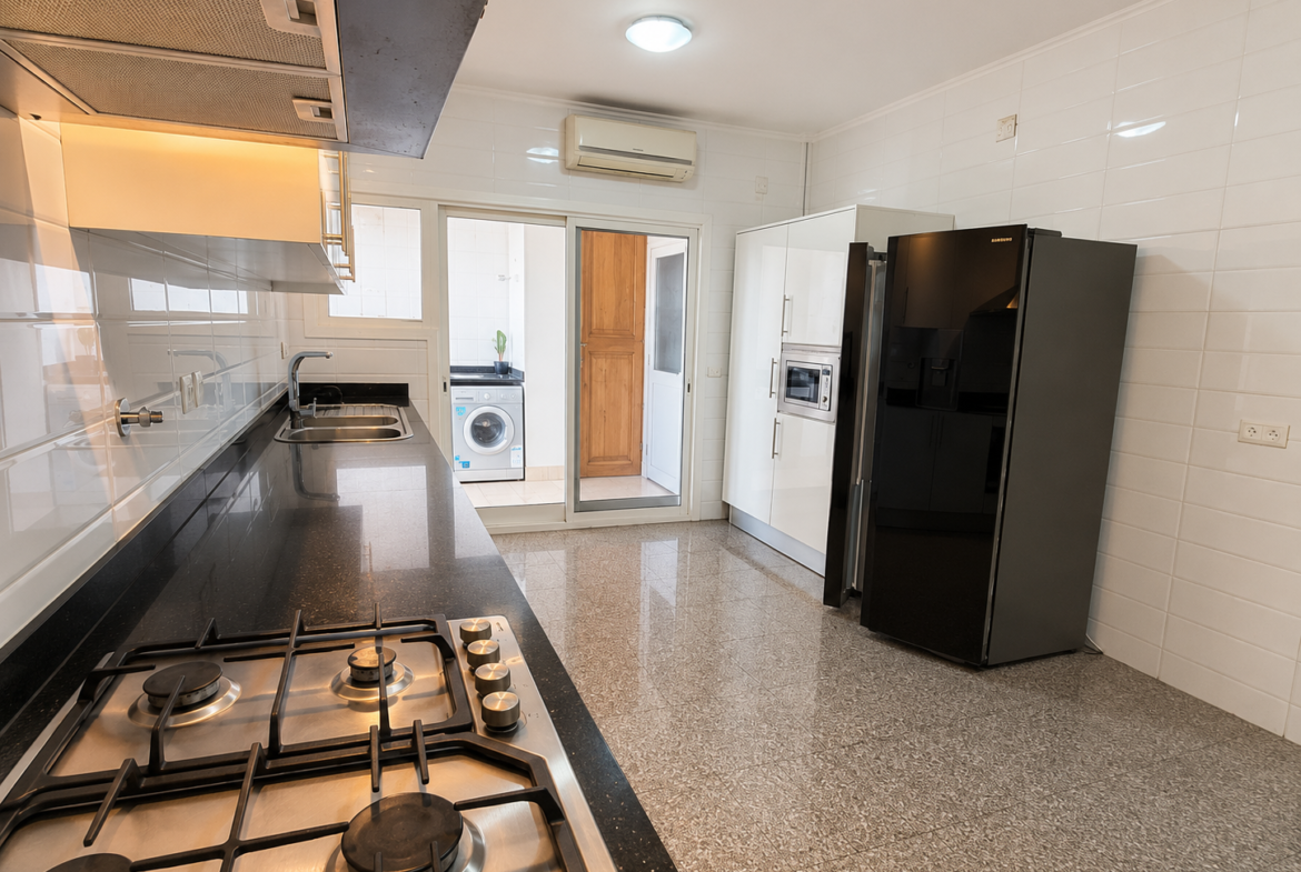 Excelente Apartamento T3 com Vista Mar | Polana