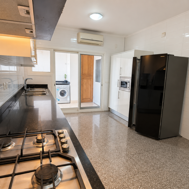 Excelente Apartamento T3 com Vista Mar | Polana